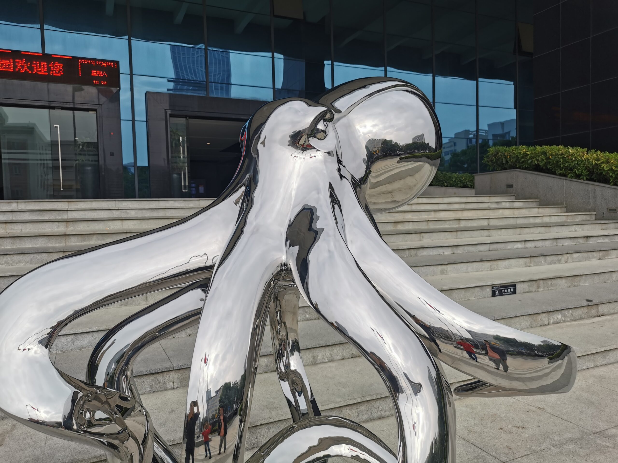 150Cm High Indoor Hotel Apartment Square Public Sculpture Stainless Steel Octopus Sculpture